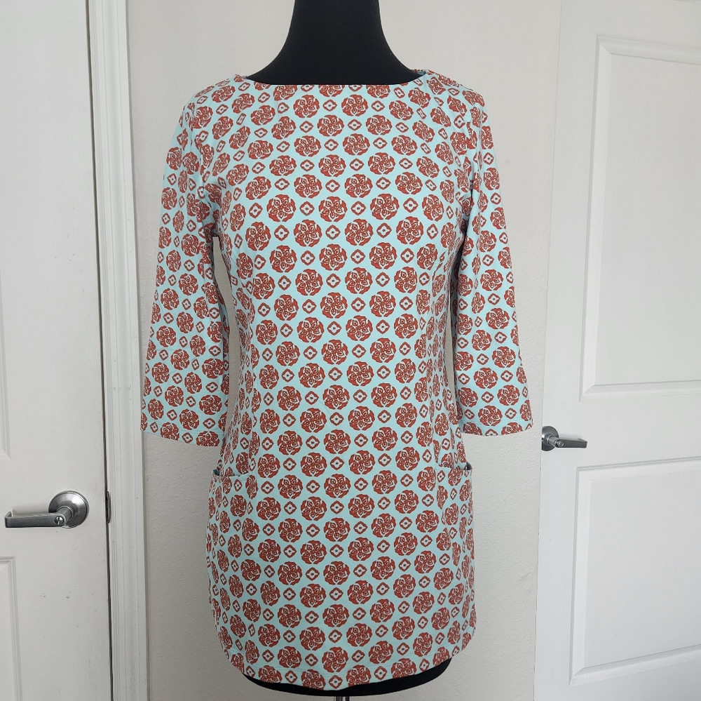 J. McLaughlin Red and White Patterned Tunic